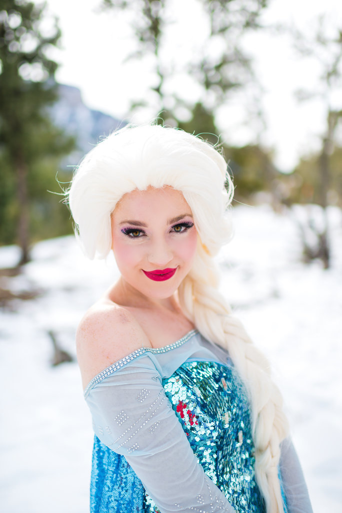 Ah mais voilà Elsa... petit bémol pour la perruque qui n'est pas terrible !