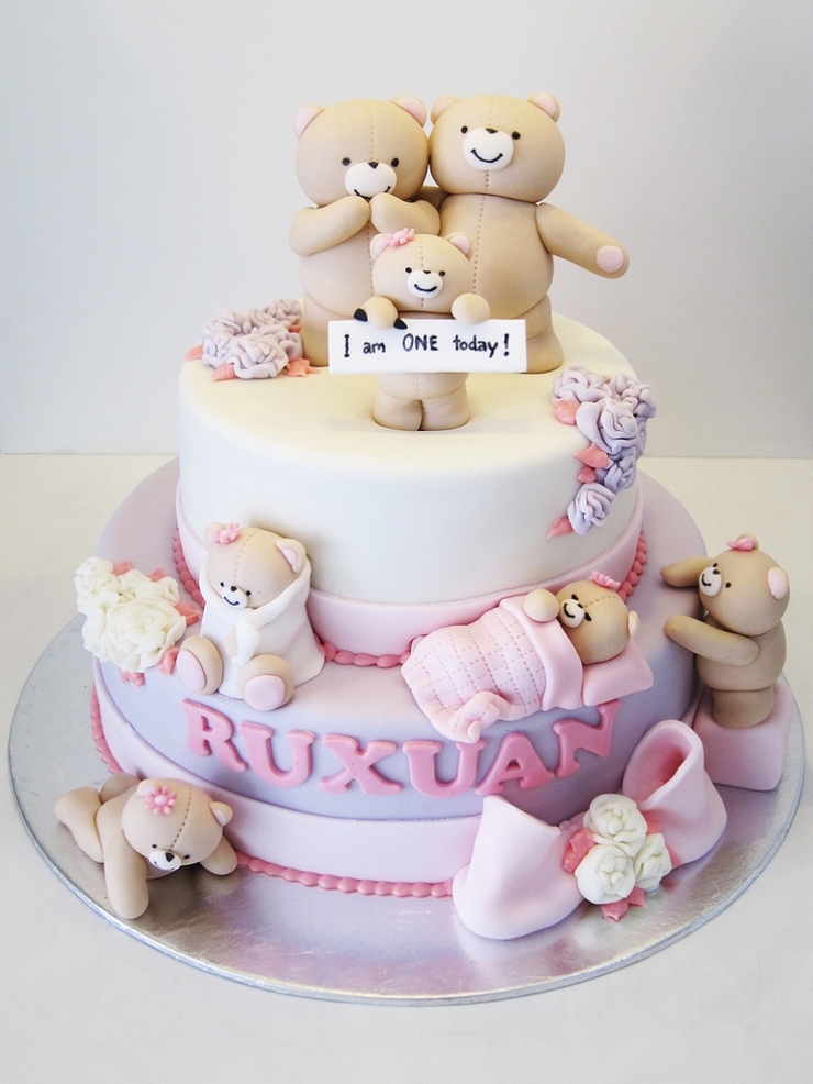 Oh Qu Il Est Chou Ce Gateau Sans Doute Prevu Pour Un Bapteme Ou Une Naissance La Maison Des Filles
