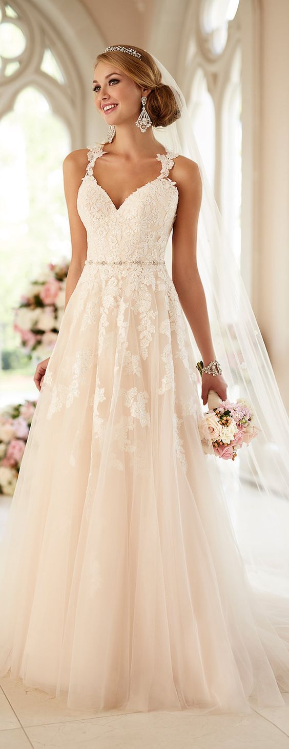 10 magnifiques robes de mariée repérées sur Pinterest - La maison des filles