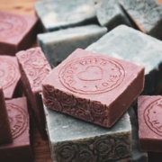 les bienfaits des savons artisanaux
