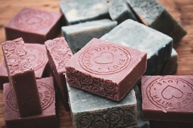 les bienfaits des savons artisanaux