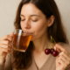 Tisane de queues de cerises : mon alliée bien-être au naturel